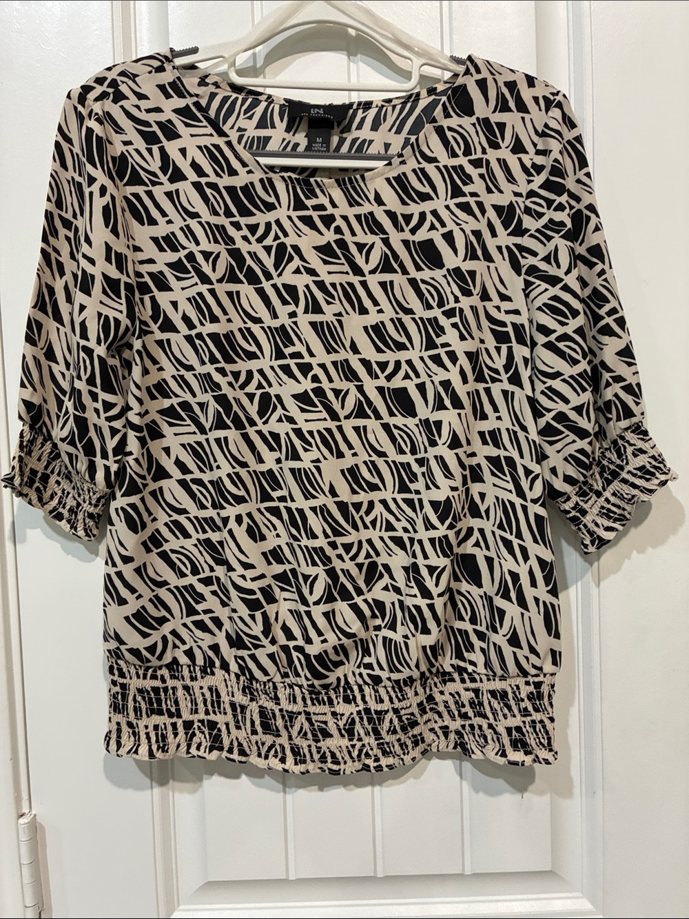 I.N. San Francisco Black & Cream Abstract Print Smocked-Hem Blouse